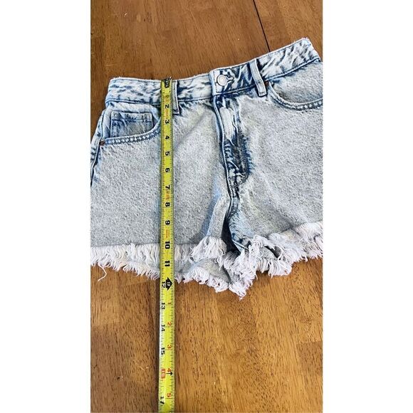 PAC SUN FRAYED JEAN SHORTS WOMENS SIZE 26 - Picture 4 of 8